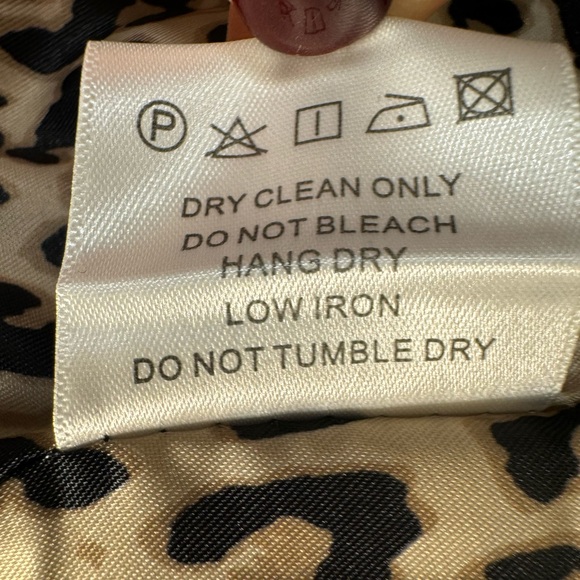 NWOT Kourt double-breasted light denim blazer with white buttons Size Small - Picture 8 of 9